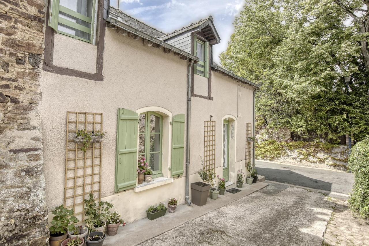 Gite L'Escale - Maison De Charme Chambellay Exterior photo